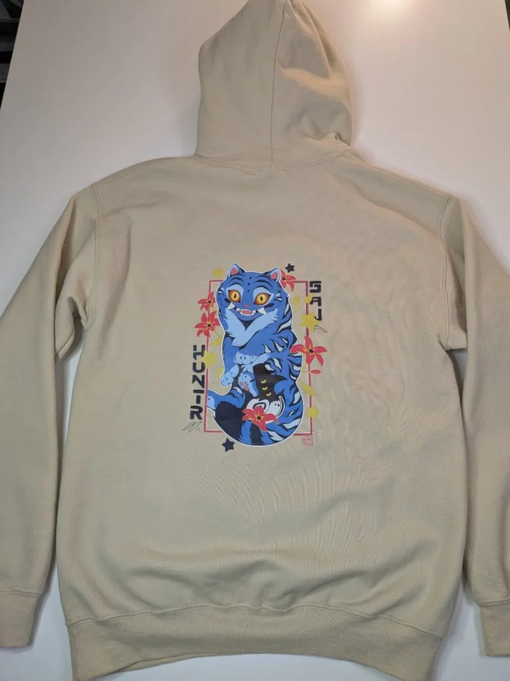 KPop Demon Hunters HUNTR/X Girls Hoodie Bundle Gildan Size Small